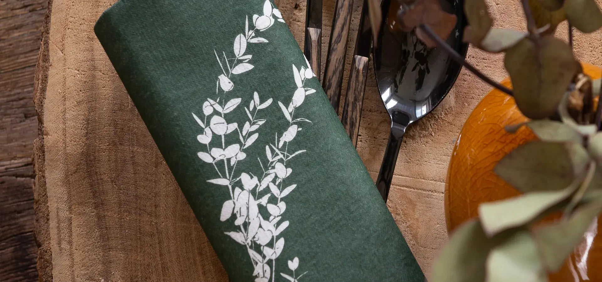Grande Serviette en Intissé Écossais Vert - 40 x 40 cm