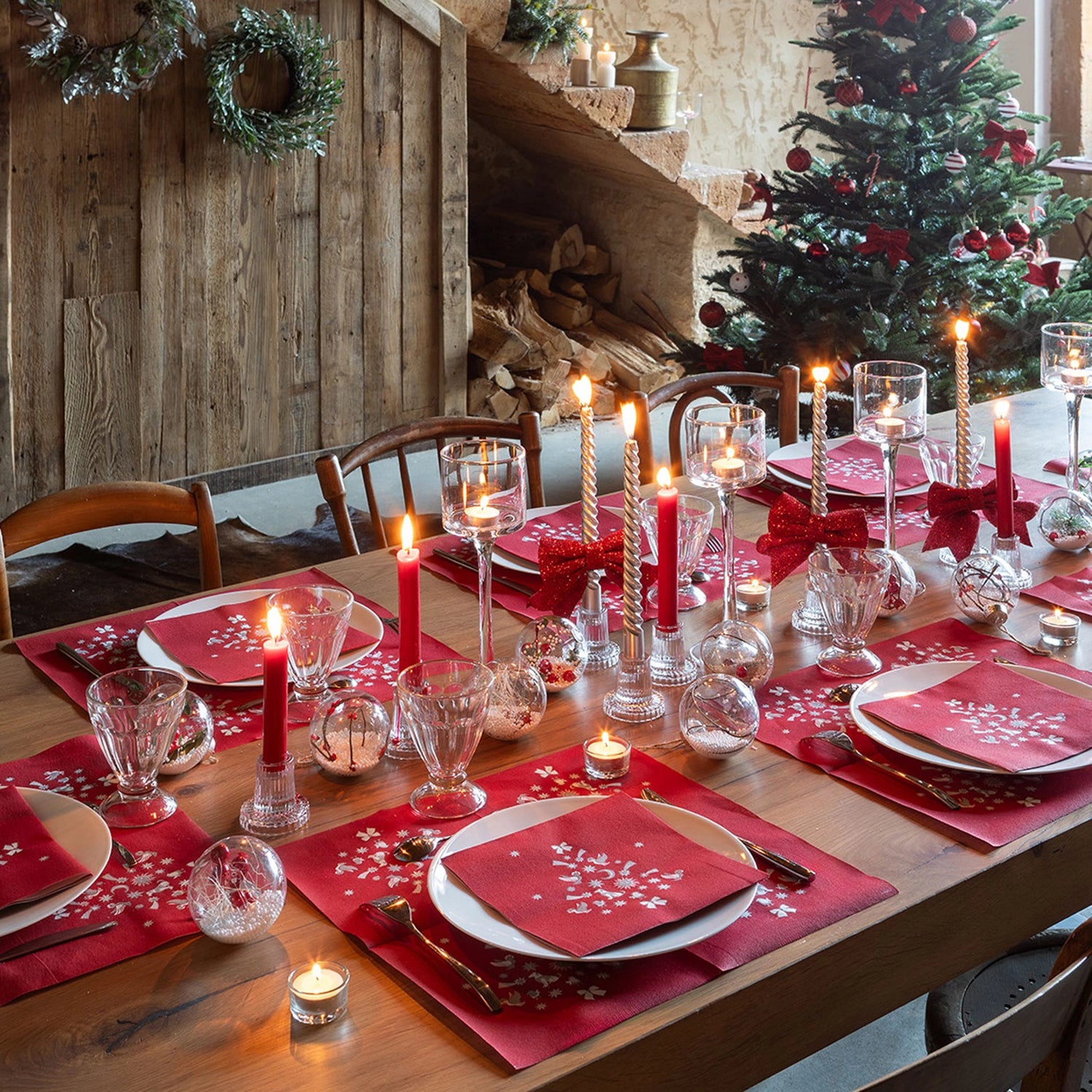 Grande Serviette en Intissé Christmas tree rouge - 40 x 40 cm