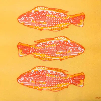 Grande Serviette en Intissé Poisson Lumineux Rouge - 40 x 40 cm