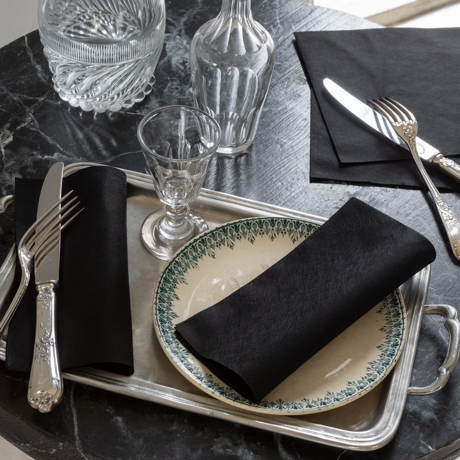 Grande Serviette compostable uni noir 40x40 cm