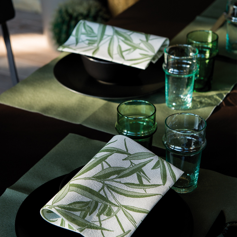 Françoise Paviot- serviette de table papier jetable aspect tissus saule pliage